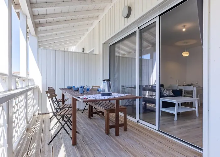 Les Balcons Des Pecheurs C25 By Interhome Daire *